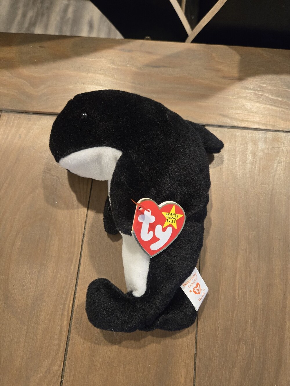 Ty Beanie Baby "Waves" the Orca Whale Plush New Vintage 1996